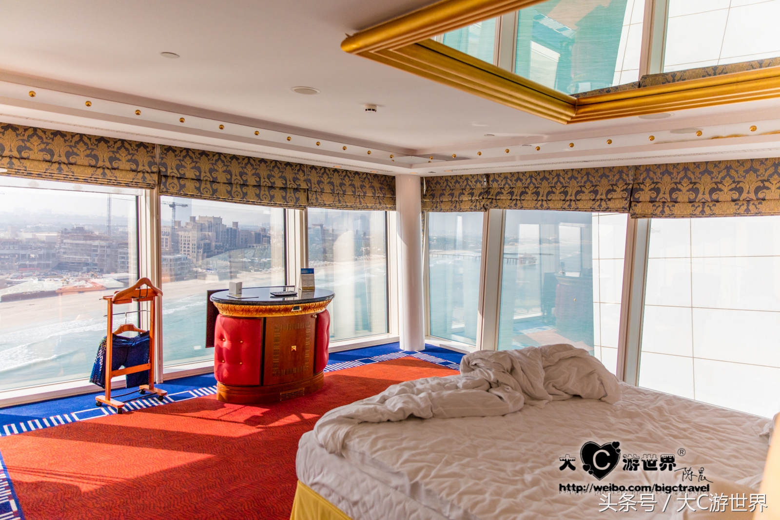 旅游的中国夫妻住迪拜帆船酒店,住迪拜帆船酒店攻略