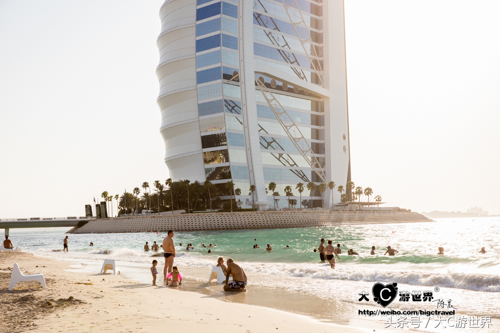 旅游的中国夫妻住迪拜帆船酒店,住迪拜帆船酒店攻略