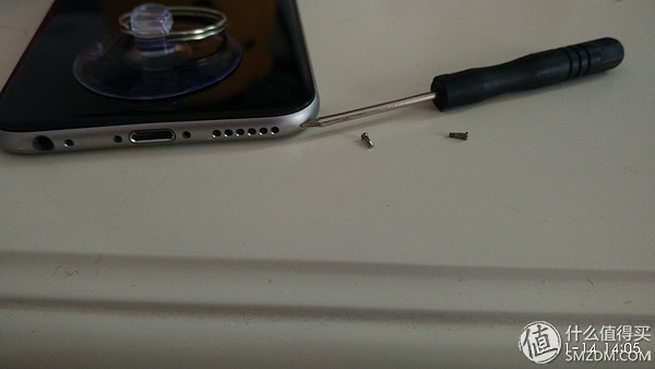 苹果6掉水里了怎么修复,苹果6s掉水里挽救措施