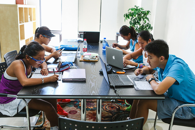 鍖椾含鑿佽嫳缃戠悆瀛︽牎瀹樼綉,鑿佽嫳缃戠悆瀛︽牎