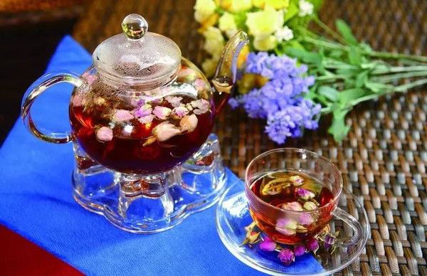 喝了那么多年水，今天才知道水这么喝也能瘦身