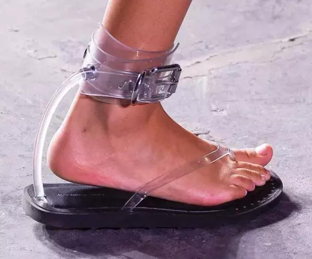 年度最丑的鞋,史上最丑的几款鞋