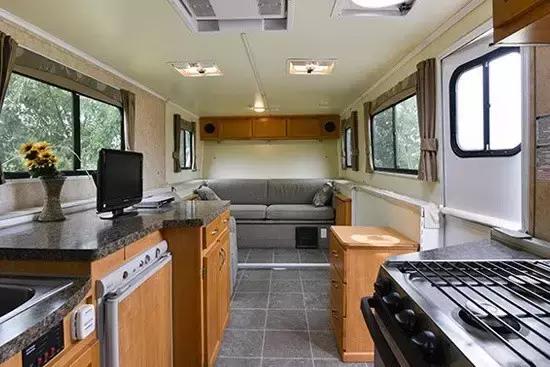 四川房车自驾游营地,四川自驾房车露营