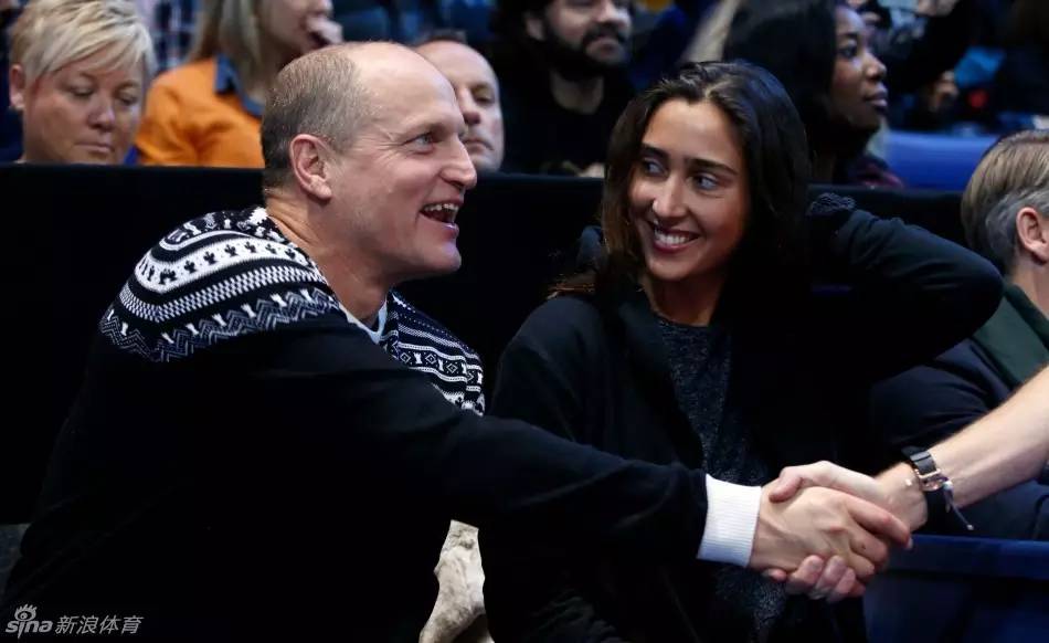 玩美狐度狐说:北京下雪了，O2真的也下雪了