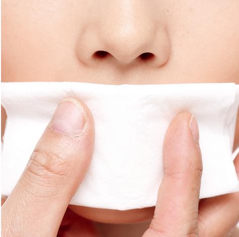 油性皮肤脱妆后怎么补妆,夏季油皮脸部容易脱妆浮粉