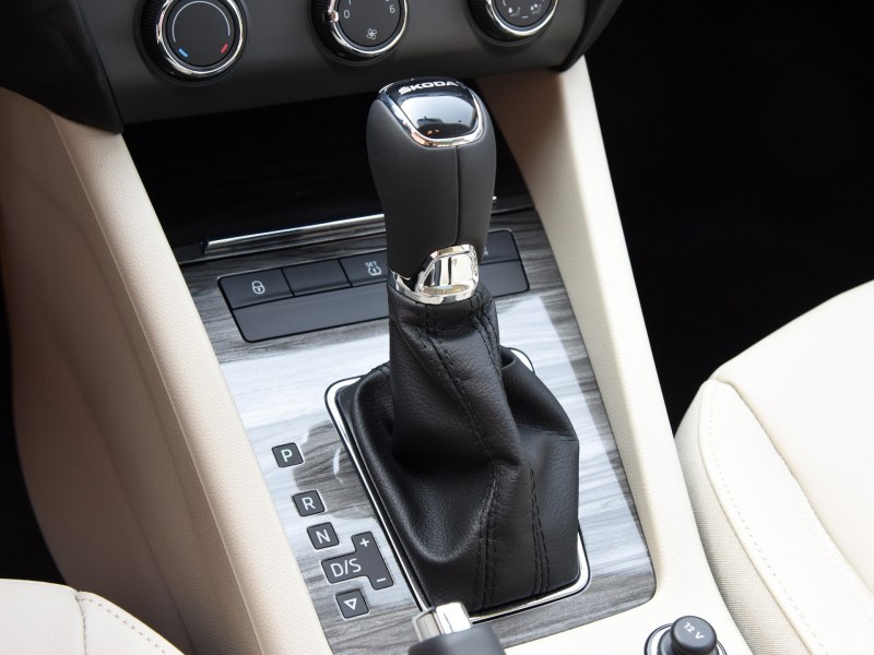 最新款速腾的空间,这是一款比速腾更高级的大众家轿