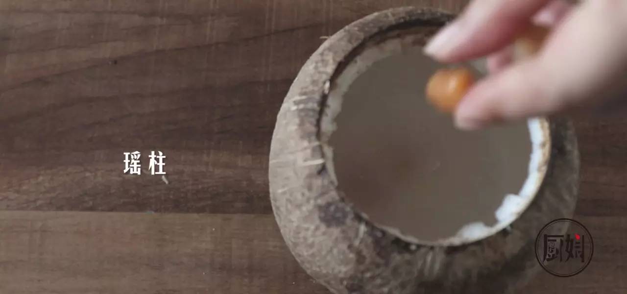 鲜炖花胶滋补养生,夏天适合炖花胶