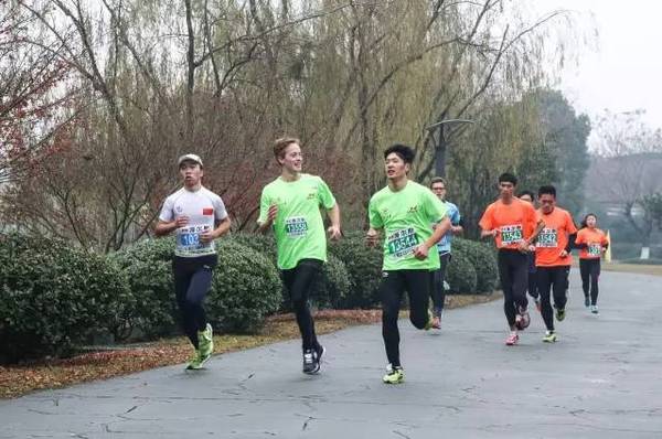 过了今天只剩40天！大学生们做完这30件事，就可以放寒假啦！