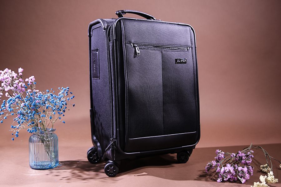 舒提啦拉杆箱怎么样,舒提啦拉杆箱好用吗