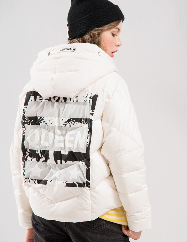 羽绒服温暖来袭,保暖又好看羽绒服冬季新款