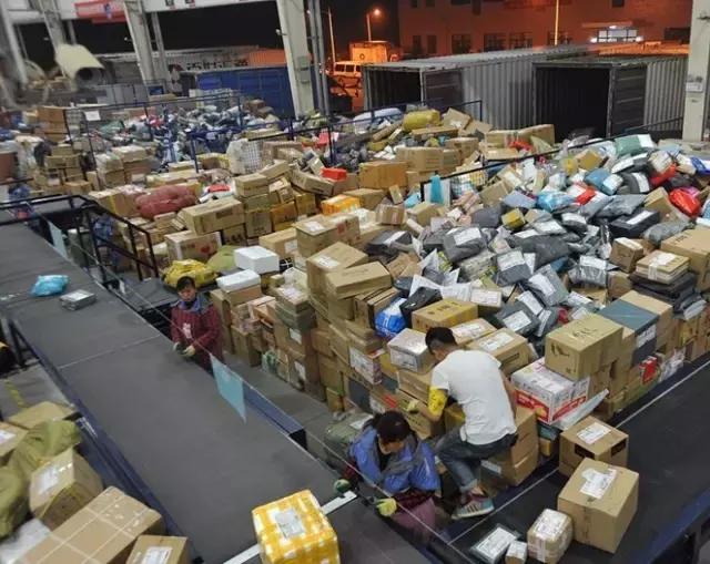 京东快递小哥一个月能挣多少钱,京东快递员最高收入水平