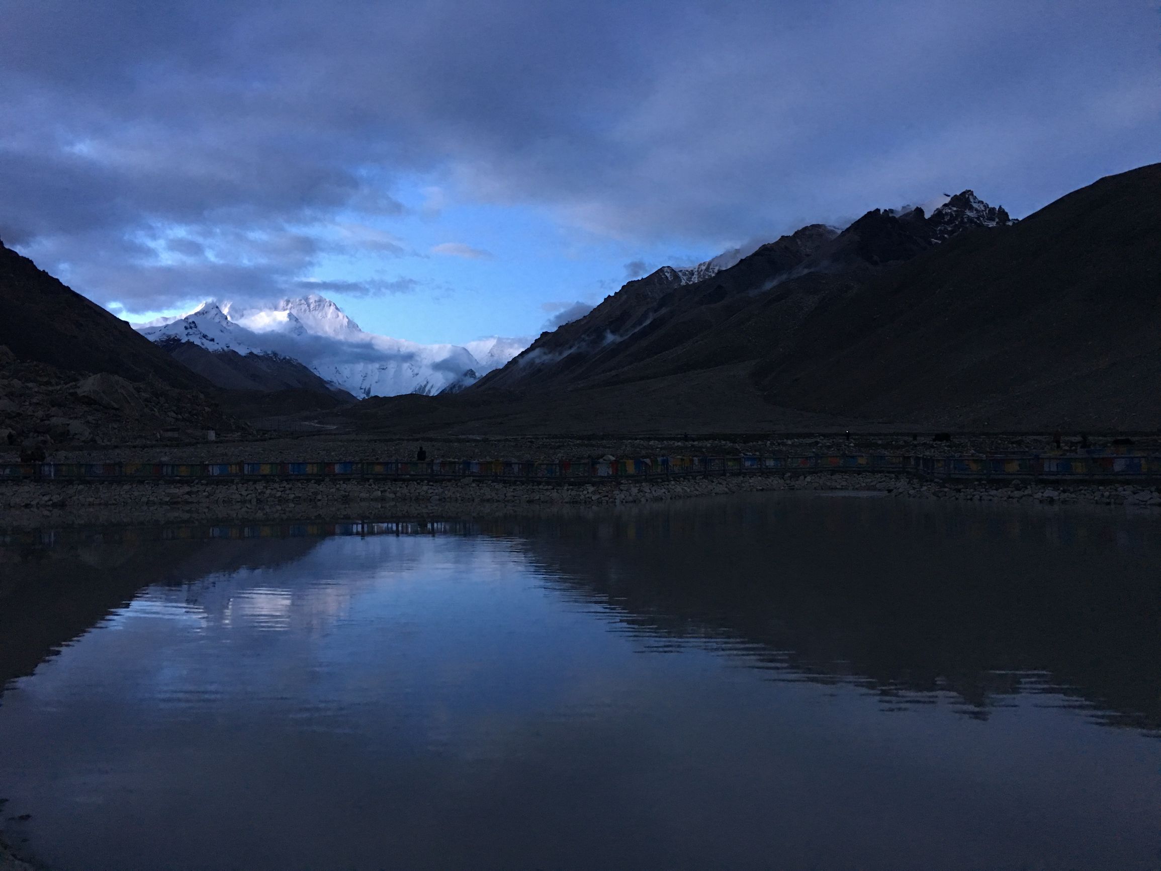 目前最难爬的山峰珠穆朗玛峰,什么山脉有世界最高峰珠穆朗玛峰
