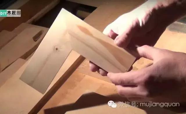 不一样的榫卯,一个能拼接,也能加固木板的蝴蝶榫