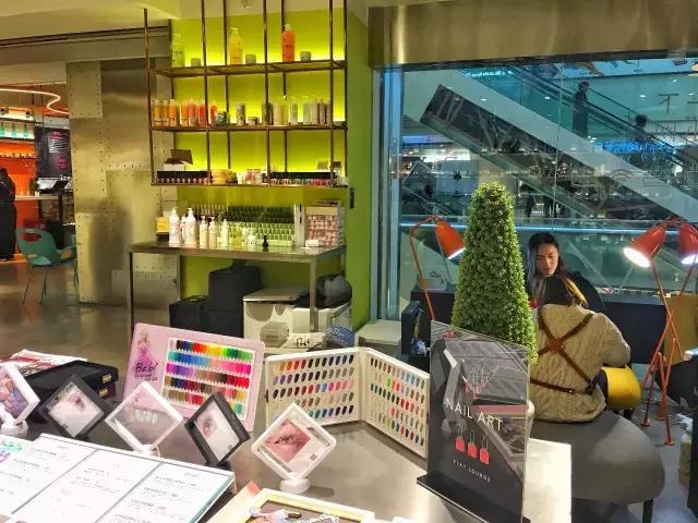 探店衣服咖啡店,探店时装店