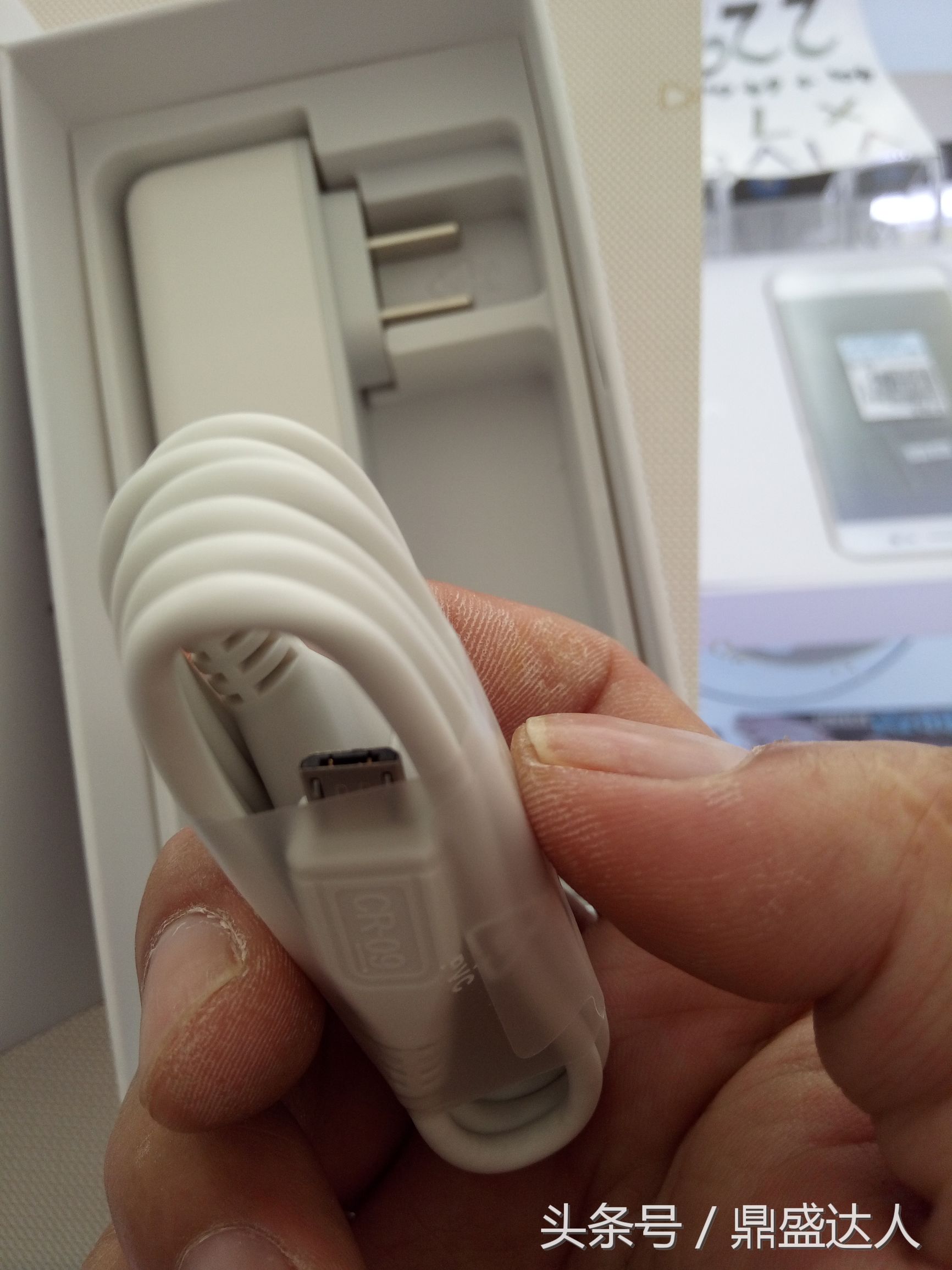 vivo步步高y1005,vivoy55开箱视频