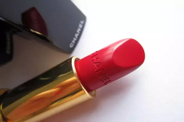 香奈儿口红三支套装试色,看了又看银珠的口红