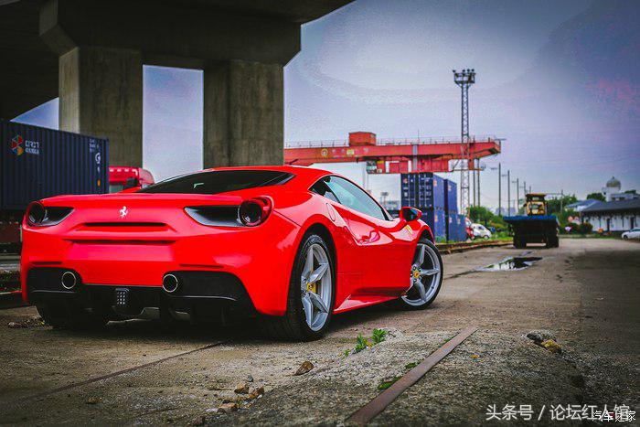 法拉利488评测重装上阵,法拉利488拆车视频