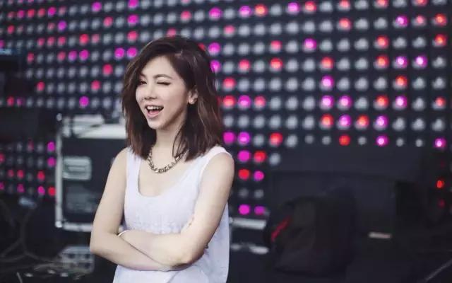 邓紫棋能扛起香港乐坛大旗吗,邓紫棋不惧未来再度出发