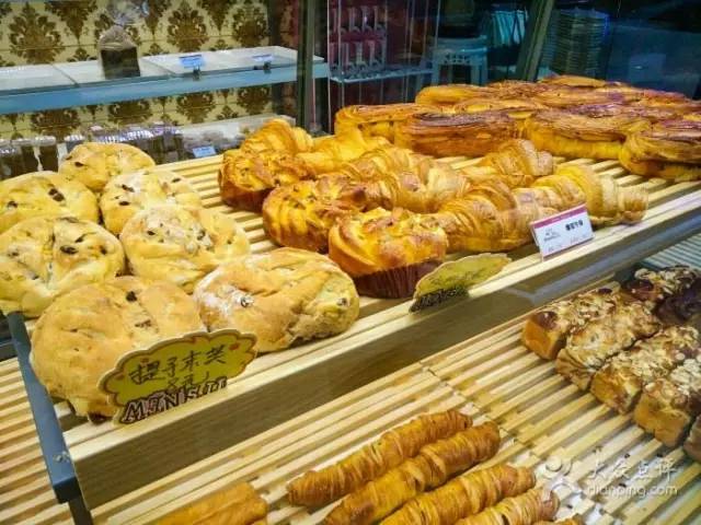 有哪些好吃不腻的面包店,天津最受欢迎的面包店推荐