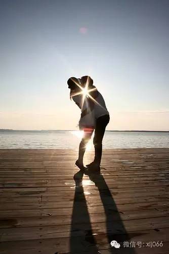 自己喜欢的女孩有男朋友了怎么办,自己喜欢的女生有男朋友了怎么办