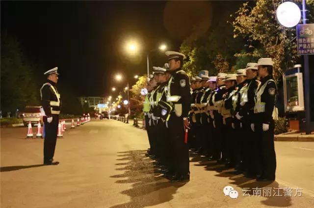 驾驶证累计扣24分会怎么样,驾驶证满24分怎么处罚