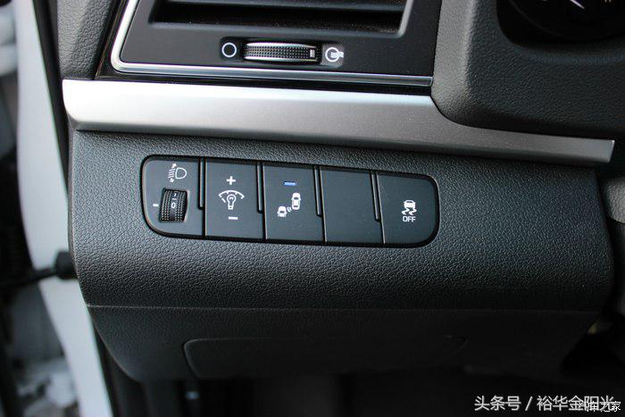 领动豪华版功能介绍,领动内饰改动