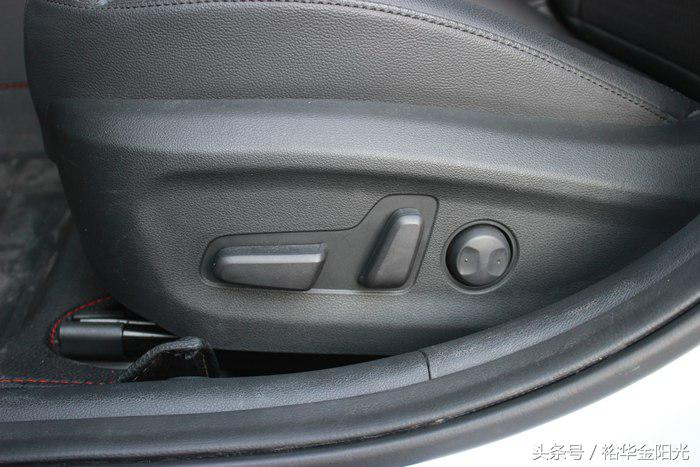 领动豪华版功能介绍,领动内饰改动