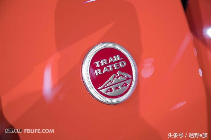 jeep新指南者2017款导航升级,jeep指南者2019款升级