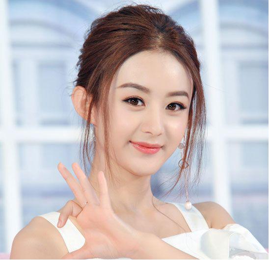 赵丽颖额头小碎发怎么剪,短发扎发大全简单又好看赵丽颖
