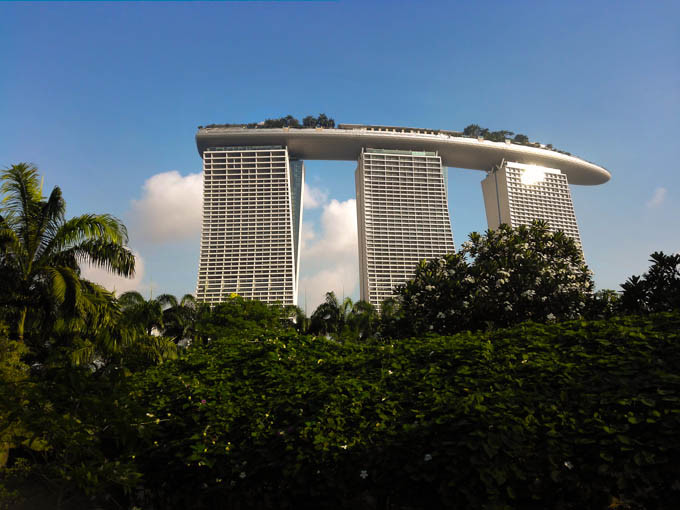 去新加坡,如果你有预算,建议至少去金沙酒店住一晚