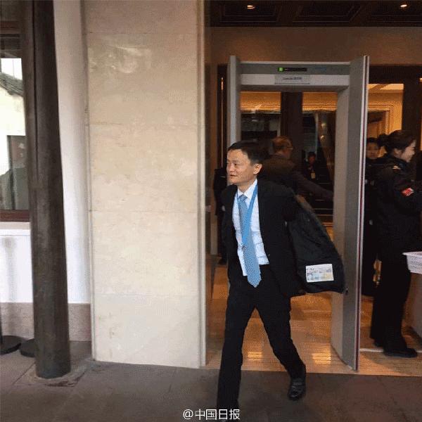 遇上一个风不正经的冬天，是时候来膜拜一下羽绒服界的杠把子了