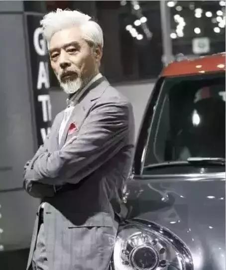 在这个笑贫不笑娼的时代文案,笑贫不笑娼的年代该如何生存