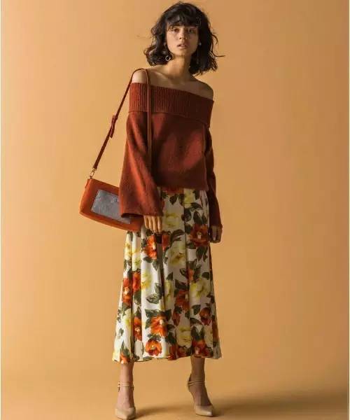 浅草绿针织衫如何搭配,春季针织衫好物推荐