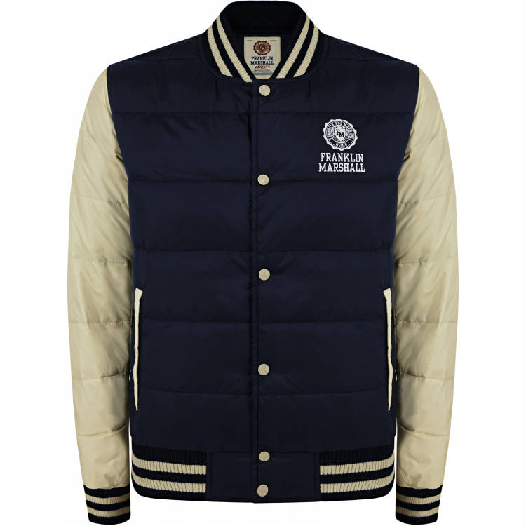 今年秋冬流行的男士羽绒服,好看还不烂大街的羽绒服男款