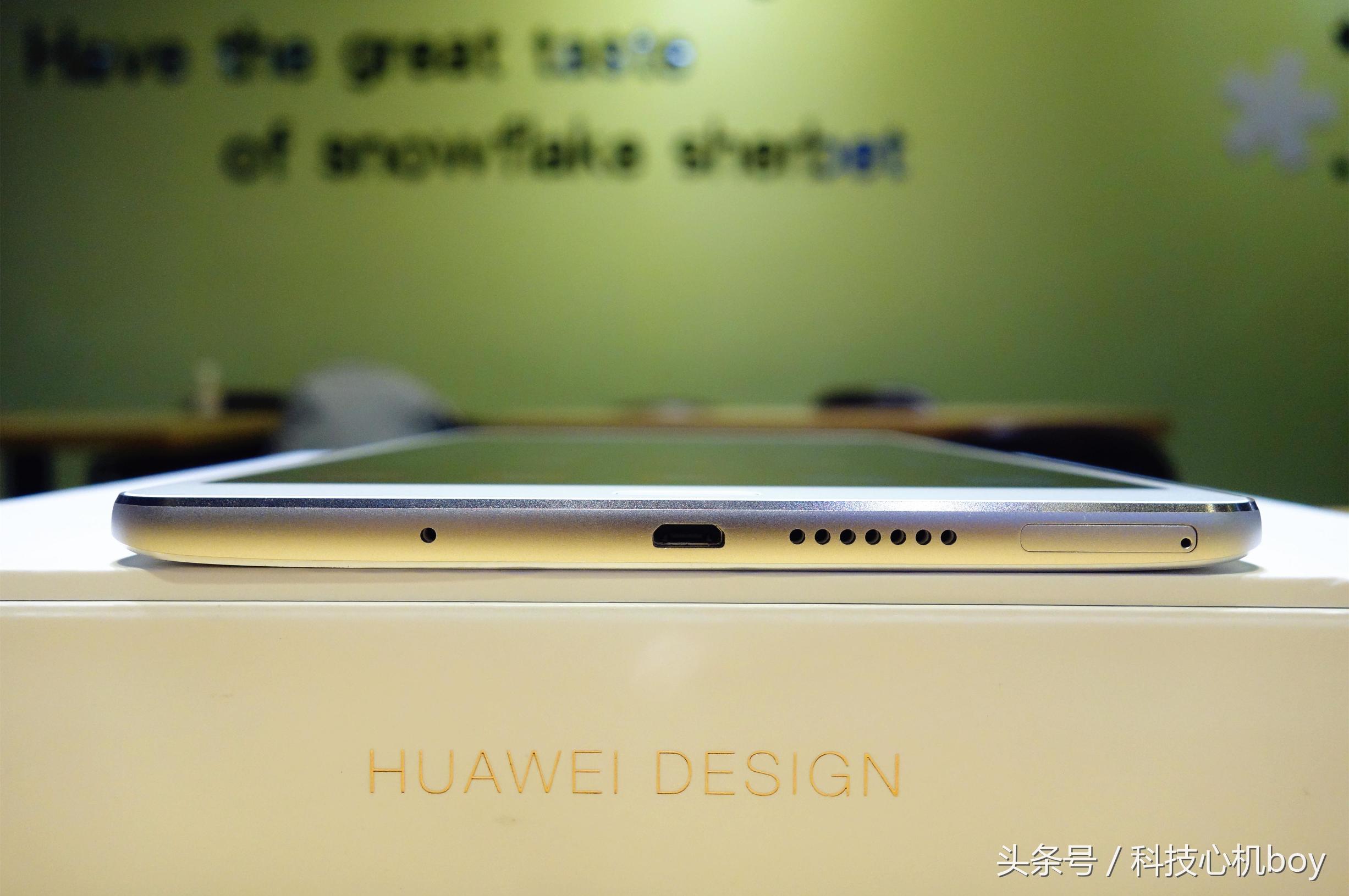 华为nova8pro和荣耀m3哪个好,华为mate40e和荣耀m3选哪个