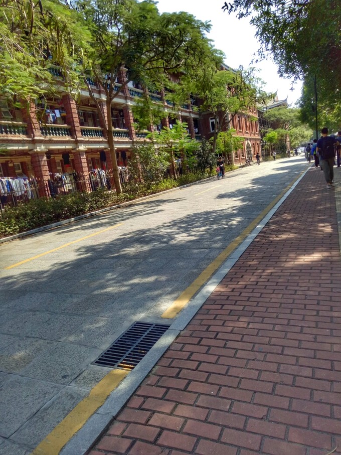 离开睁眼闭眼看见的城市,来到十一月小清新的厦门