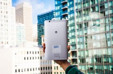 华为平板m3青春版相当于ipad几,华为m3平板和苹果mini屏幕