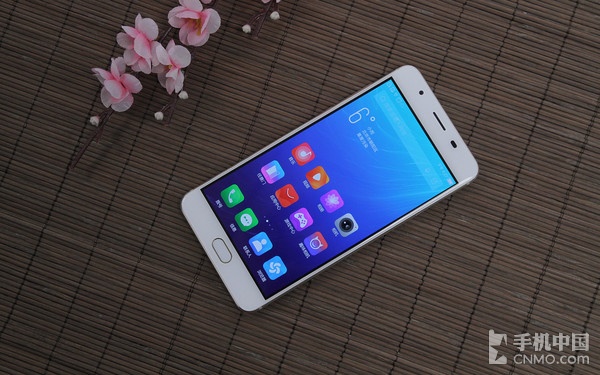 小辣椒x7拆机,小辣椒X7什么样的