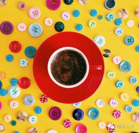 咖啡有助于抵抗抑郁，把咖啡馆开在医院里，压抑的时候我想喝咖啡