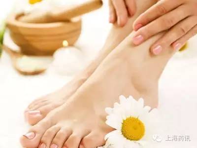 治疗手足皲裂的方法,治疗手足皲裂特效药膏是哪些