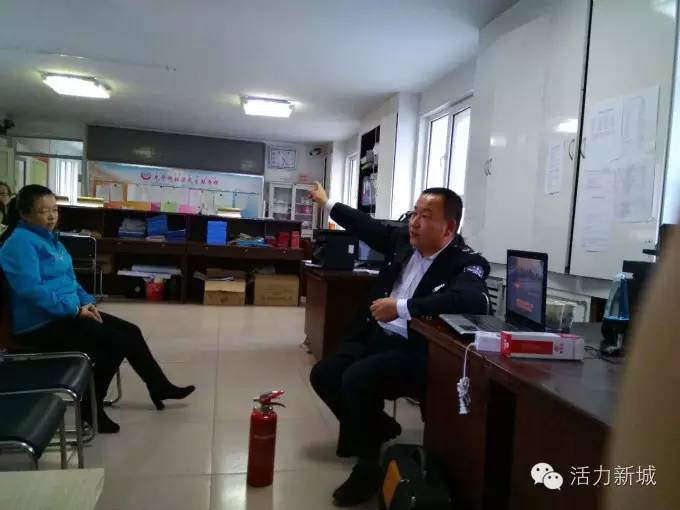 社区动态1.“安全不能等待，生命不能重来”——光华街社区消防安全知识讲座2.迎新路街道新春社区志愿者走进智障儿童阳光工厂