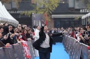 3000人挤爆东郊记忆，只为看他一眼