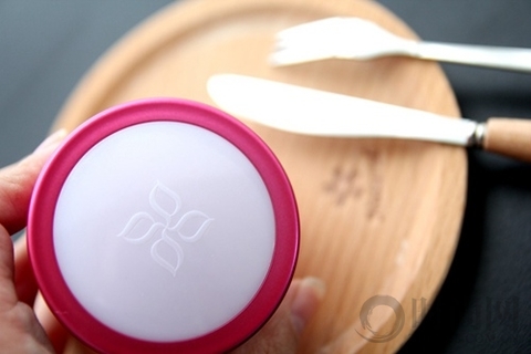 美颜美肤素颜霜,美颜秘笈粉嫩素颜霜