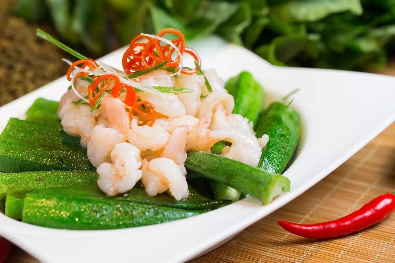 这家餐厅提供的菜单让人细思极恐,这家餐厅菜不好吃却天天爆满