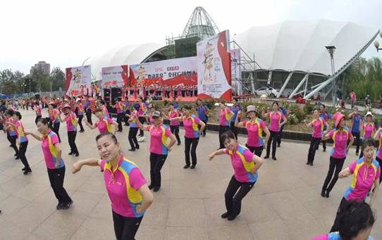 “舞动北京”群众舞蹈大赛开启,广场舞大妈广场舞大赛