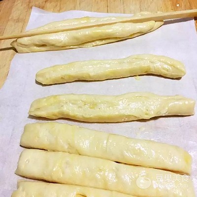 炸油条的做法和配方2斤面,炸油条的做法全部