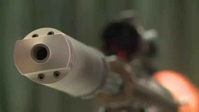 美国留学生如何合法持枪,海外怎么训练枪支