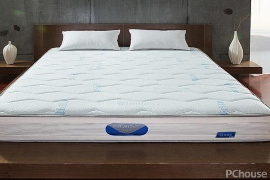 从工厂订乳胶床垫还是买品牌床垫,什么样的床垫好用且性价比高
