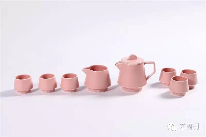 设计一款陶瓷用具,设计新颖的家居用品