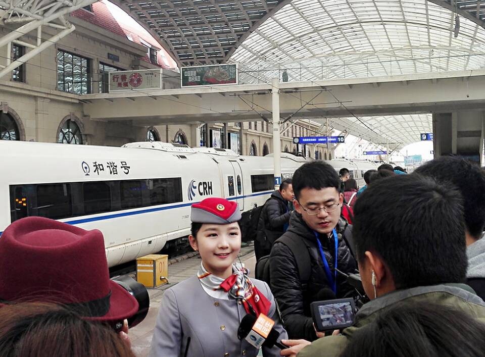 青荣城铁今天全线开通！这些地方你不可错过！